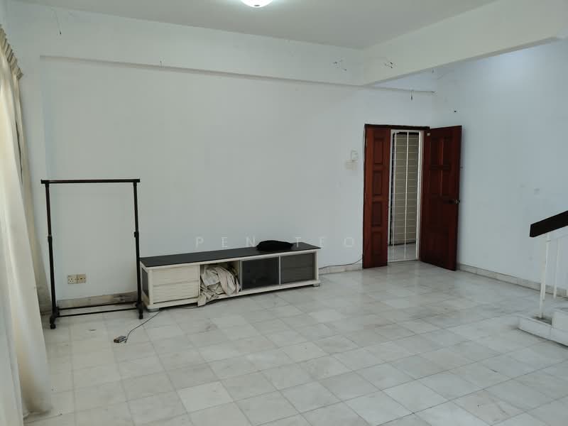 Bangunan Anson (Anson Apartment) untuk Untuk Disewa - RM 1,600 /bulan, Mac 2026 - Living Room - PropertyGuru.com.my