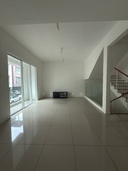 Bungalow for Sale in Batu 9 (Cheras) - YP Tan - Living Room - PropertyGuru.com.my