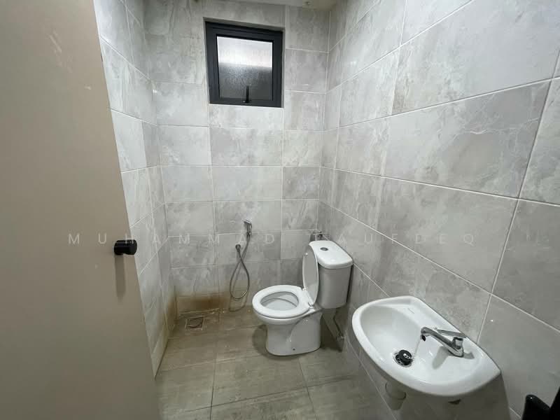 Kenwingston Business Centre untuk Untuk Disewa - RM 2,399 /bulan, Apr 2026 - Bathroom - PropertyGuru.com.my