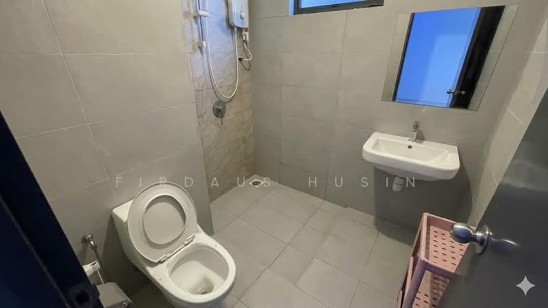 Condominium for Sale at The Holmes 2 - Firdaus Husin - Bathroom - PropertyGuru.com.my