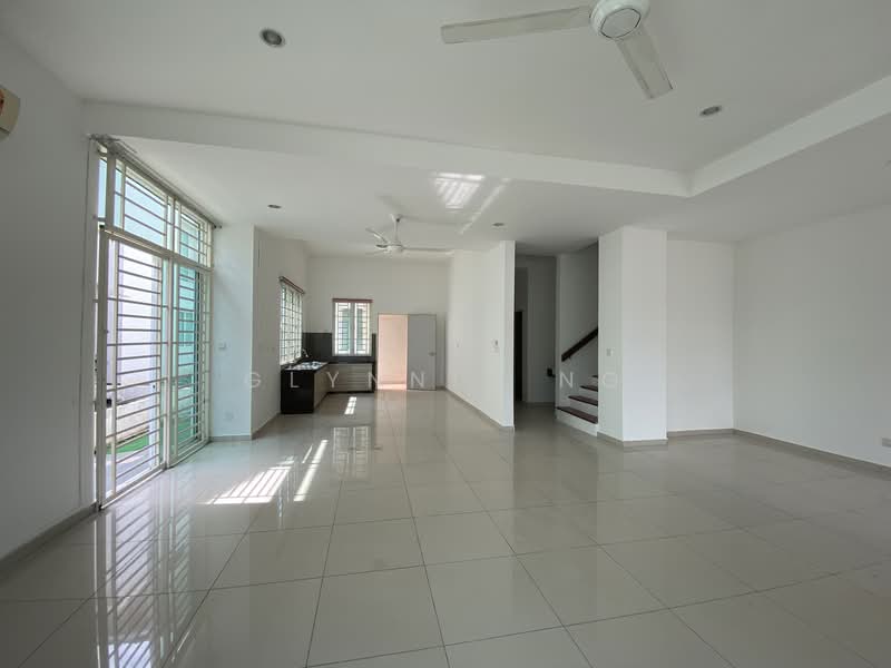 Park View @ Taman Juru Setia untuk Untuk Dijual - RM 670,000, Mac 2026 - Living Room - PropertyGuru.com.my