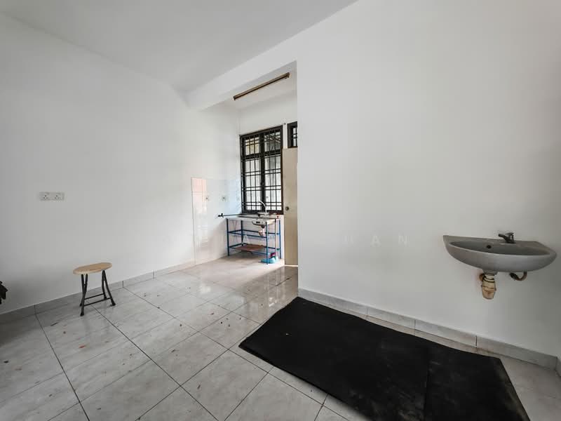 Desa Tebrau Desa Tebrau Desas Tebraus untuk Untuk Dijual - RM 680,000, Mac 2026 - Kitchen - PropertyGuru.com.my