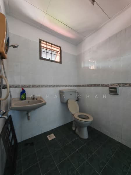 Desa Tebrau Desa Tebrau Desas Tebraus untuk Untuk Dijual - RM 680,000, Mac 2026 - Bathroom - PropertyGuru.com.my