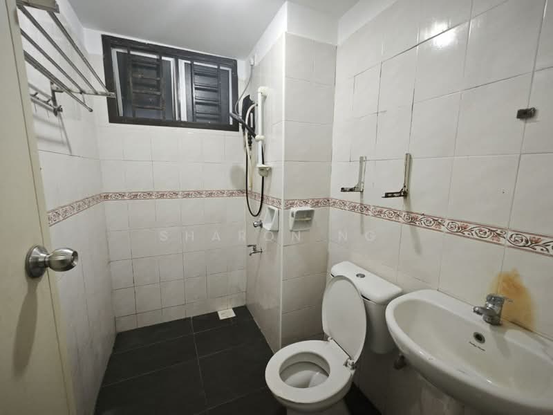 Nusa Perdana Apartment untuk Untuk Dijual - RM 348,000, Mac 2026 - Bathroom - PropertyGuru.com.my