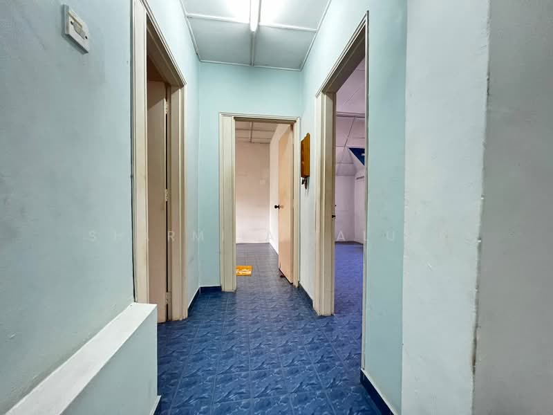 Terraced House for Sale in Petaling Jaya (Selangor) - Sharmila Taluar - Corridor - PropertyGuru.com.my