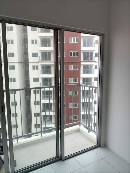 Residensi Sateria untuk Untuk Disewa - RM 1,350 /bulan, Mac 2026 - Balcony - PropertyGuru.com.my