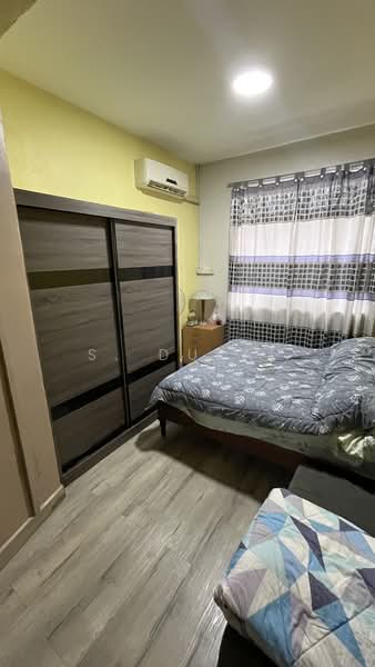 Taman Bukit Kempas untuk Untuk Dijual - RM 675,000, Mac 2026 - Bedroom - PropertyGuru.com.my