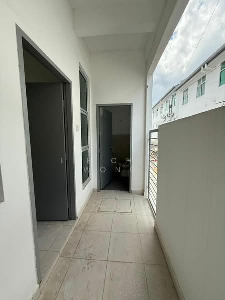 2-storey Terraced House for Sale in Pontian (Johor) - Lee Chin Wong - Corridor - PropertyGuru.com.my