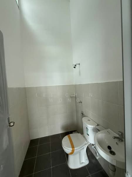 2-storey Terraced House for Sale in Pontian (Johor) - Lee Chin Wong - Bathroom - PropertyGuru.com.my