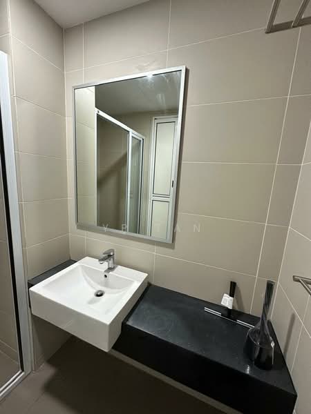 Service Residence for Sale at 28 Boulevard - YP Tan - Bathroom - PropertyGuru.com.my