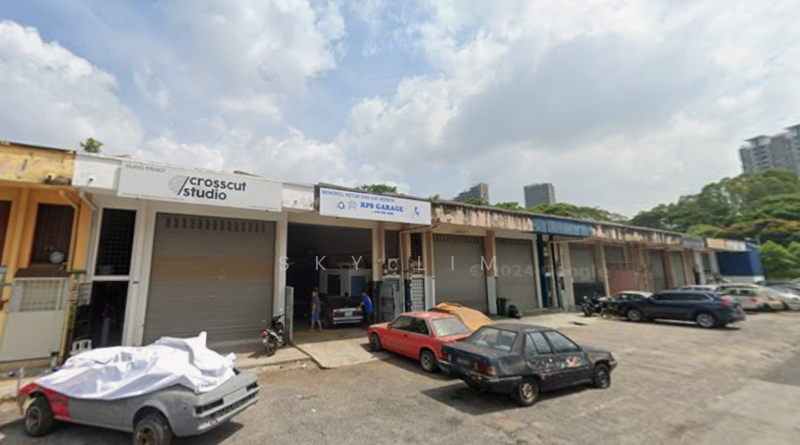 Usj Single Storey Terrace Factory For Rent untuk Untuk Disewa - RM 3,500 /bulan, Mac 2026 - Exterior - PropertyGuru.com.my