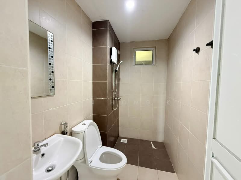 Service Residence for Rent at Pangsapuri Tanah Emas (Golden Sands) - Chuan Hong Kee - Bathroom - PropertyGuru.com.my