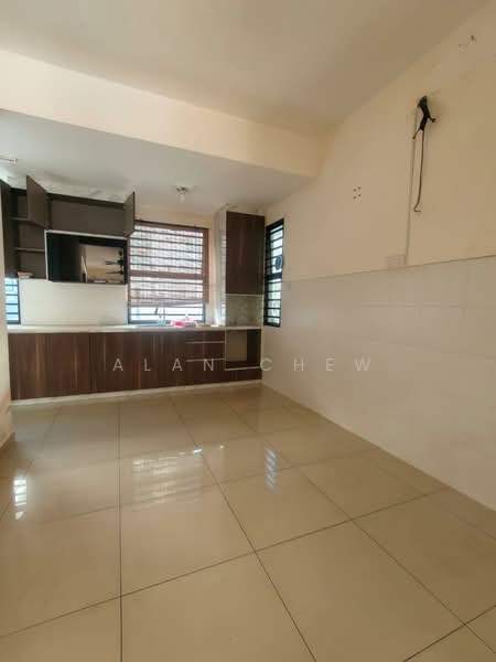 Bandar Tiram untuk Untuk Dijual - RM 780,000, Mac 2026 - Kitchen - PropertyGuru.com.my