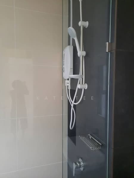 Apartment for Sale at Eco Nest @ Eco Botanic - Kate Tee - Bathroom - PropertyGuru.com.my