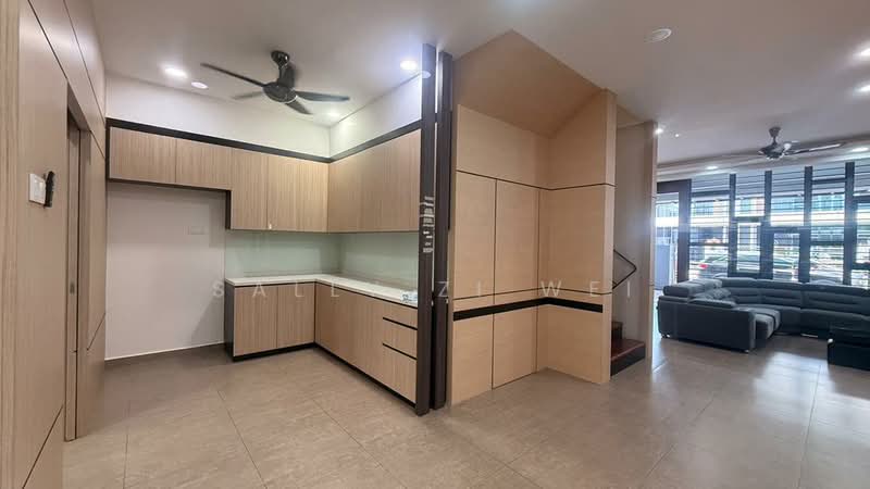 2-storey Terraced House for Sale in Taman Pulai Jaya (Kulai) - Sally Zi Wei - Living Room - PropertyGuru.com.my