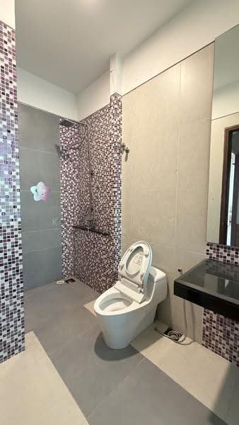Bungalow House untuk Dijual di Kota Kemuning (Shah Alam) - Anjoe Tang - Bathroom - PropertyGuru.com.my