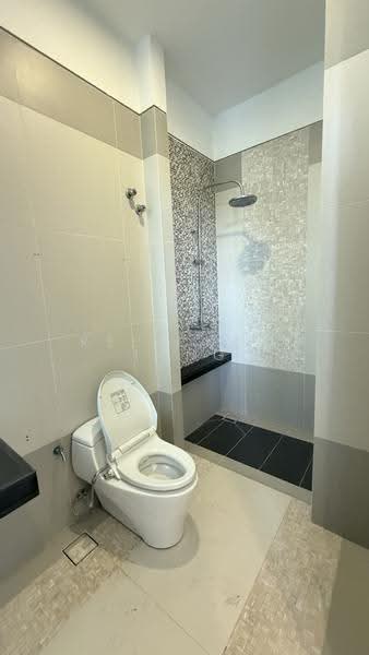 Bungalow House untuk Dijual di Kota Kemuning (Shah Alam) - Anjoe Tang - Bathroom - PropertyGuru.com.my