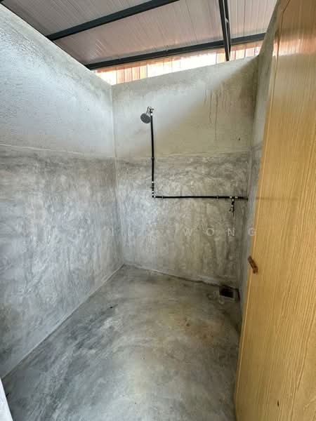 Warehouse for Rent in Kampung Pisang (Ayer Itam) - Rainny Wong - Bathroom - PropertyGuru.com.my