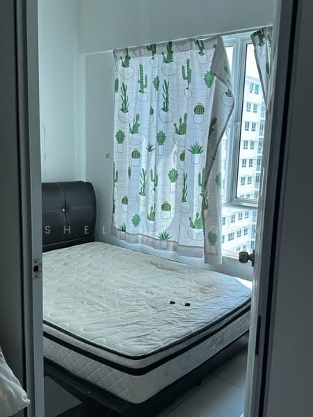 Condominium for Sale at Solaria Residences - Shelley Voon - Bedroom - PropertyGuru.com.my