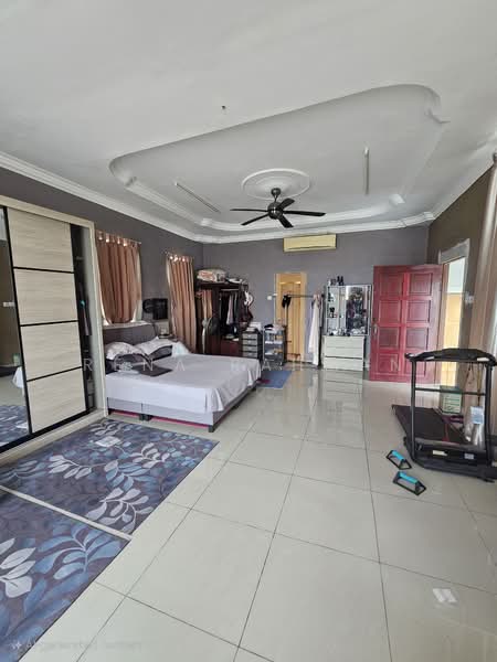 Bungalow for Sale in Taman Rasah Kemayan (Rasah) - Rena Rahman - Bedroom - PropertyGuru.com.my