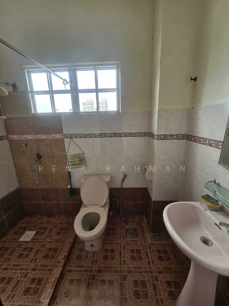Bungalow for Sale in Taman Rasah Kemayan (Rasah) - Rena Rahman - Bathroom - PropertyGuru.com.my