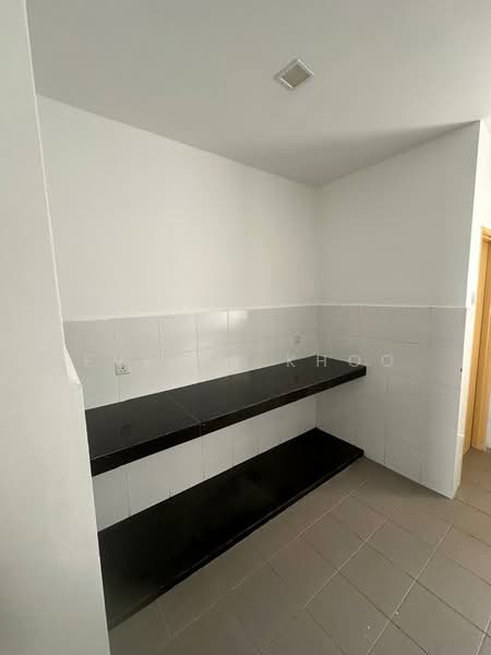 2-storey Terraced House for Sale in Taman Desa Country Homes (Rawang) - Evelyn Khoo - Kitchen - PropertyGuru.com.my