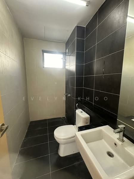 2-storey Terraced House for Sale in Taman Desa Country Homes (Rawang) - Evelyn Khoo - Bathroom - PropertyGuru.com.my