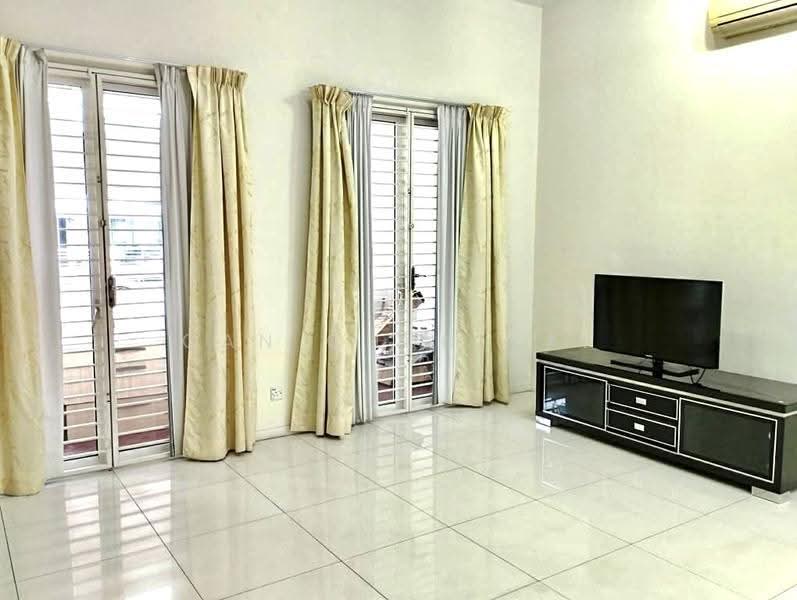Rumah Teres untuk Disewa di Tanjung Tokong (Penang) - Gan Chun Kai - Living Room - PropertyGuru.com.my