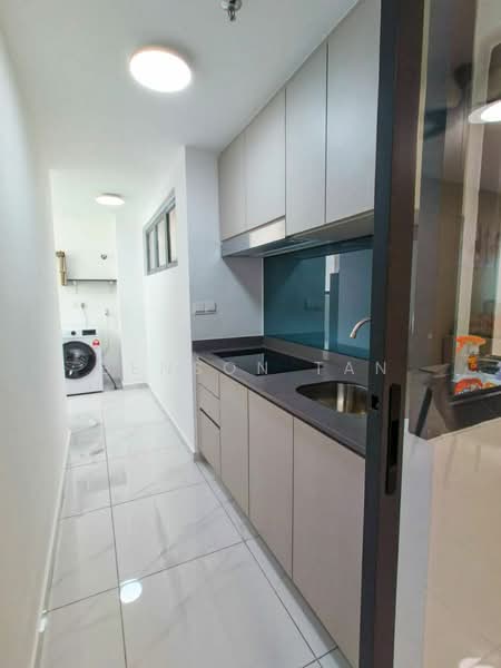 Sinaran @ Utropolis untuk Untuk Disewa - RM 1,670 /bulan, Mac 2026 - Kitchen - PropertyGuru.com.my