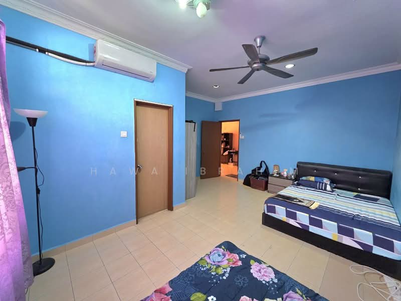 Taman Kajang Impian untuk Untuk Dijual - RM 995,000, Mac 2026 - Bedroom - PropertyGuru.com.my