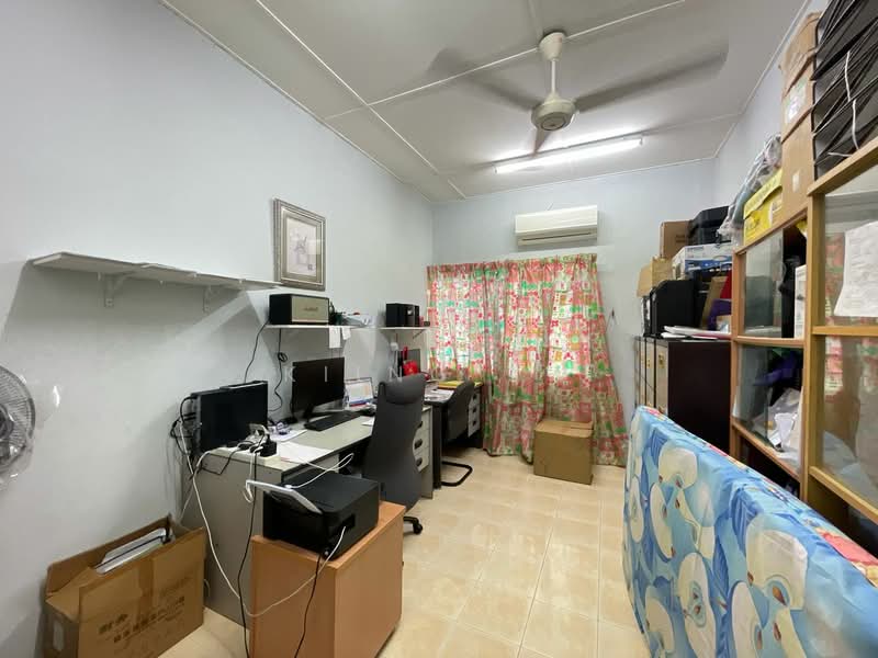2-storey Terraced House for Sale in Taman Wangsa Permai (Kepong) - Kiing TW - Study - PropertyGuru.com.my