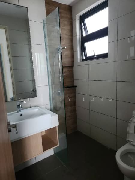 Kondominium untuk Disewa di Avara - Stanley Long - Bathroom - PropertyGuru.com.my