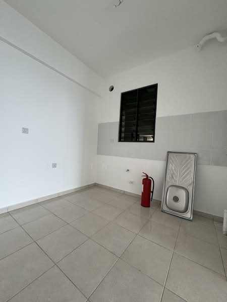 Condominium for Rent at Ideal Venice Residency - Edwin Chin - Kitchen - PropertyGuru.com.my