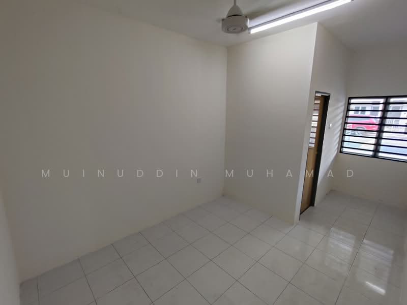 1-storey Terraced House for Rent in Sitiawan (Perak) - Muinuddin Muhamad - Interior - PropertyGuru.com.my