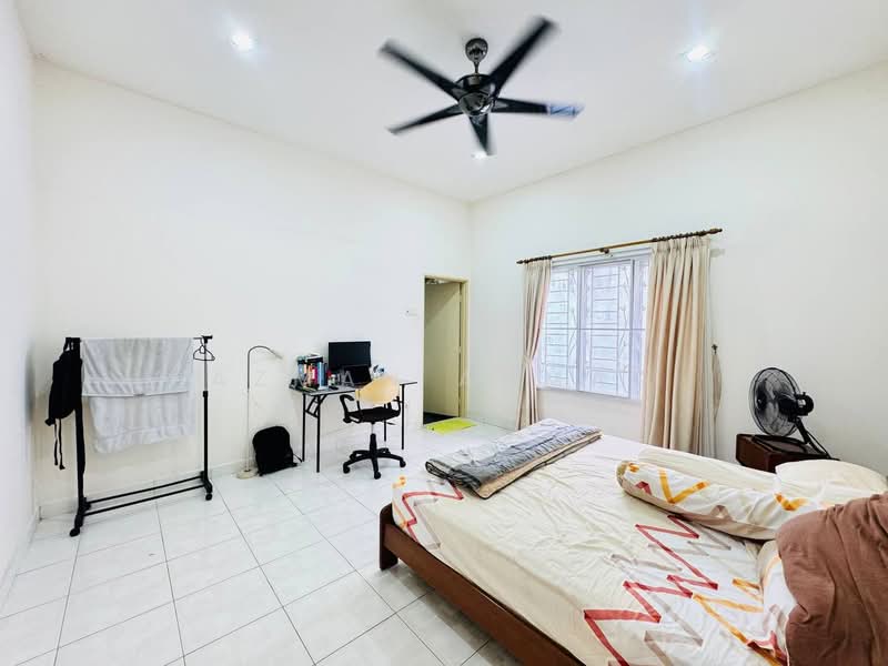 Bungalow for Sale in Shah Alam (Selangor) - Azman Ahmad - PropertyGuru.com.my