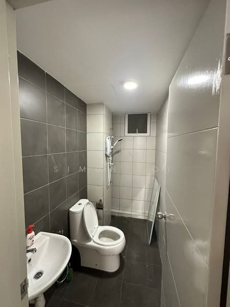 Condominium for Sale at Fairview Residence - Simon Ooi - Bathroom - PropertyGuru.com.my