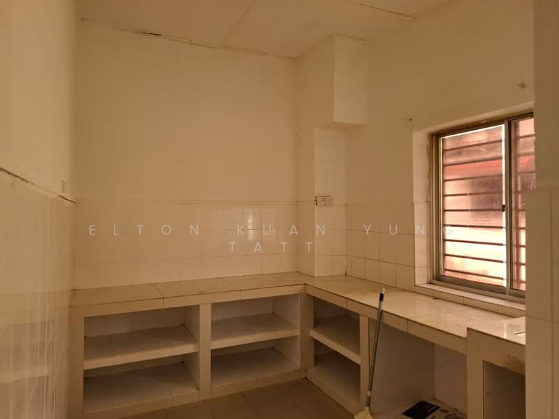 2-storey Terraced House for Rent in Petaling Jaya (Selangor) - Elton Kuan Yung Tatt - Kitchen - PropertyGuru.com.my