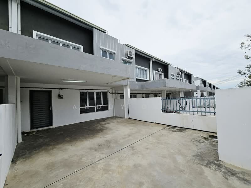 2-storey Terraced House for Sale in Kuala Selangor (Selangor) - Anddy Gan - Exterior - PropertyGuru.com.my