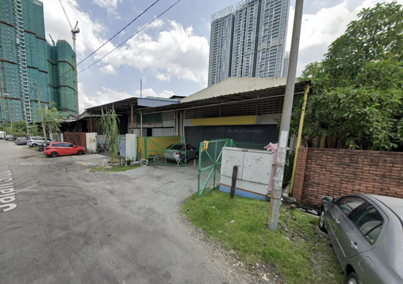Factory for Sale in Taman Wahyu (Batu Caves) - Ang Yi Quan - Exterior - PropertyGuru.com.my