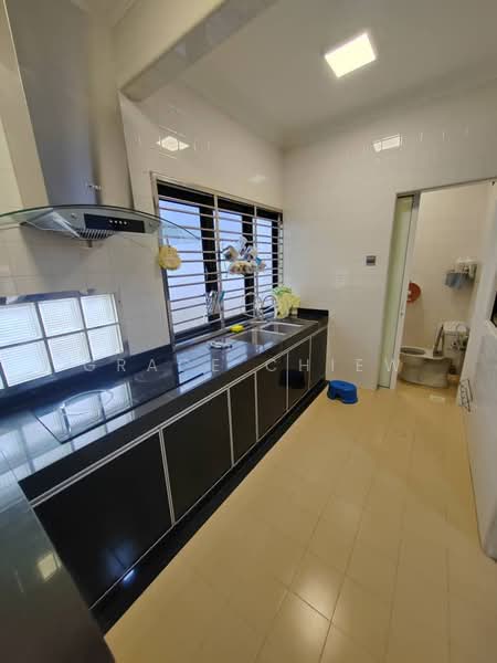 Austin Duta untuk Untuk Dijual - RM 780,000, Mac 2026 - Kitchen - PropertyGuru.com.my