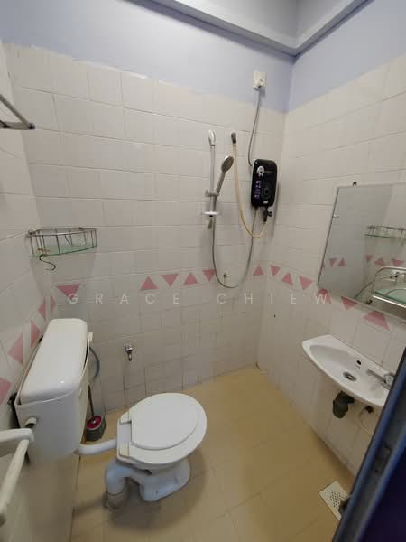 Austin Duta untuk Untuk Dijual - RM 780,000, Mac 2026 - Bathroom - PropertyGuru.com.my
