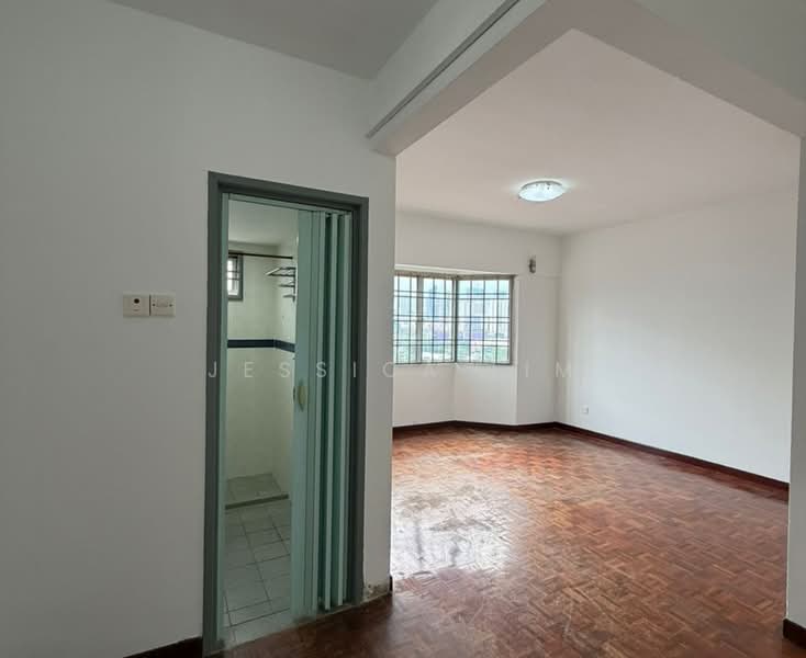 Sri Intan 2 untuk Untuk Dijual - RM 300,000, Mac 2026 - Living Room - PropertyGuru.com.my