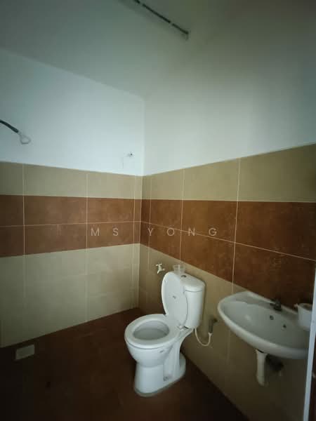 Batu Gajah Pusing Double Storey Terraced House For Sale Perak untuk Untuk Dijual - RM 350,000, Mac 2026 - PropertyGuru.com.my