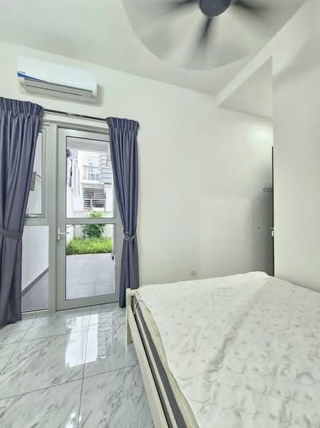Eco Spring untuk Untuk Disewa - RM 4,500 /bulan, Mac 2026 - Bedroom - PropertyGuru.com.my