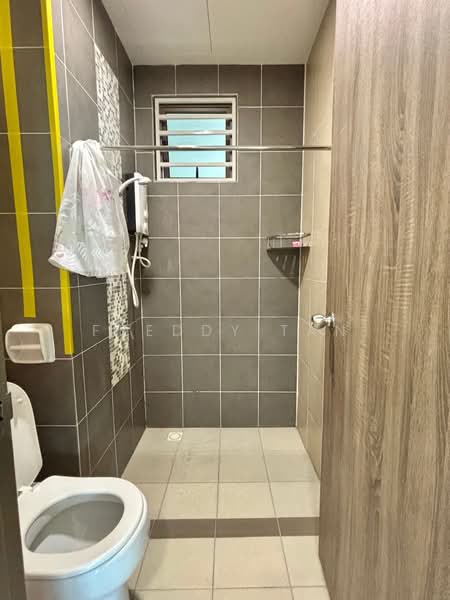 Condominium for Rent at Tree Sparina - Freddy Tan - Bathroom - PropertyGuru.com.my