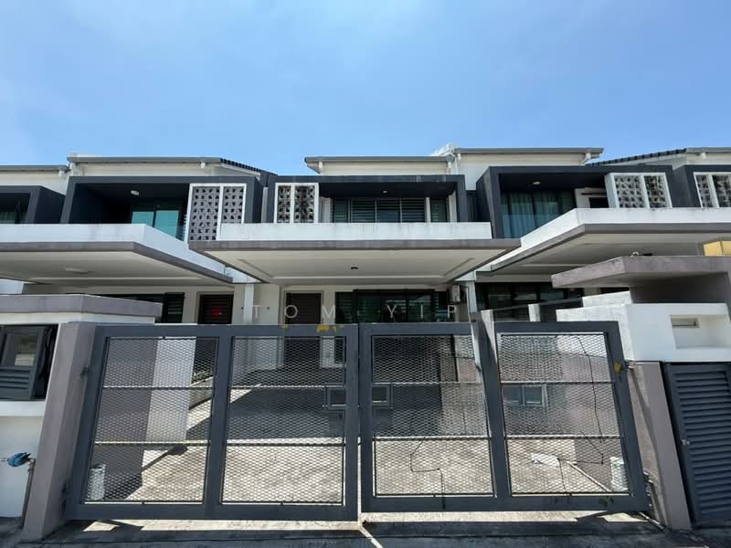 2-storey Terraced House for Sale in Denai Alam (Shah Alam) - Tom Yip - Exterior - PropertyGuru.com.my