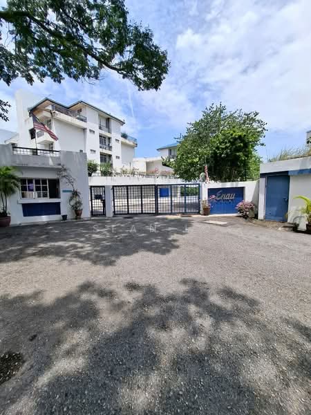 Enau Court untuk Untuk Dijual - RM 1,180,000, Mac 2026 - Exterior - PropertyGuru.com.my