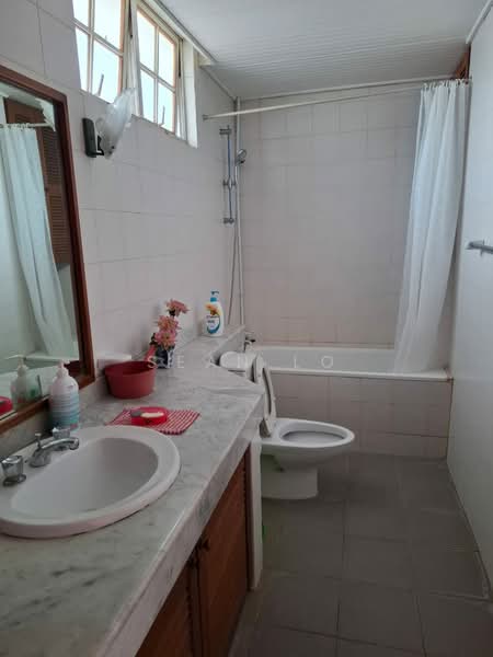 Enau Court untuk Untuk Dijual - RM 1,180,000, Mac 2026 - Bathroom - PropertyGuru.com.my