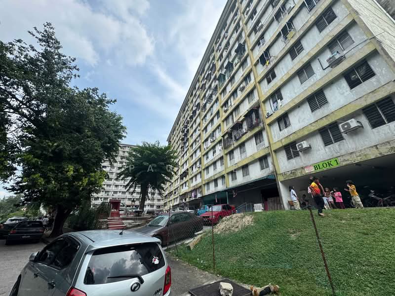 Rumah Flat untuk Dijual di Bukit Cheras - Paul Lee - Exterior - PropertyGuru.com.my