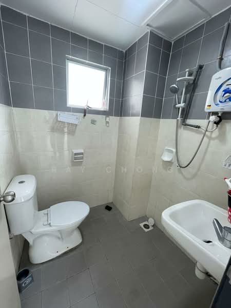 Teratai Residence untuk Untuk Dijual - RM 330,000, Mac 2026 - Bathroom - PropertyGuru.com.my